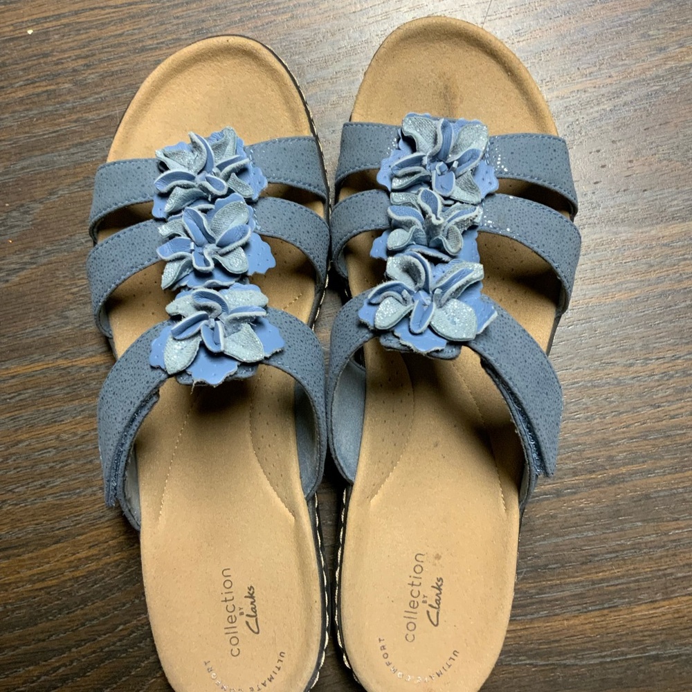 Clarks Women's Floral Blue Sandals